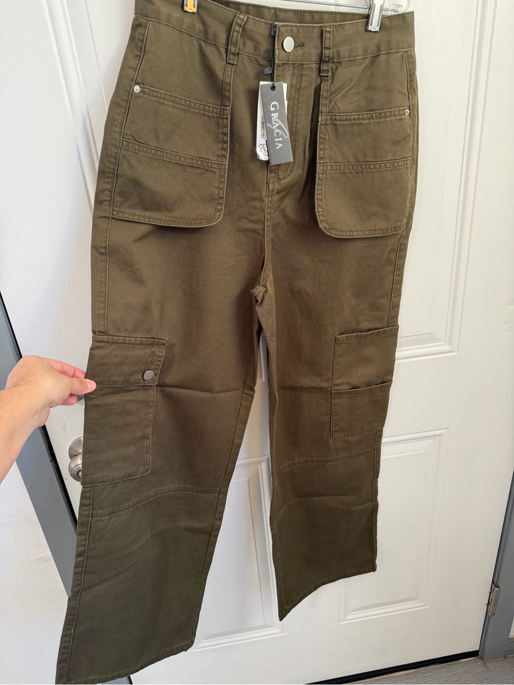 Gracia Olive Green Utility Cargo Pants Wide Leg Cropped High Rise NWT Small - Picture 2 of 10